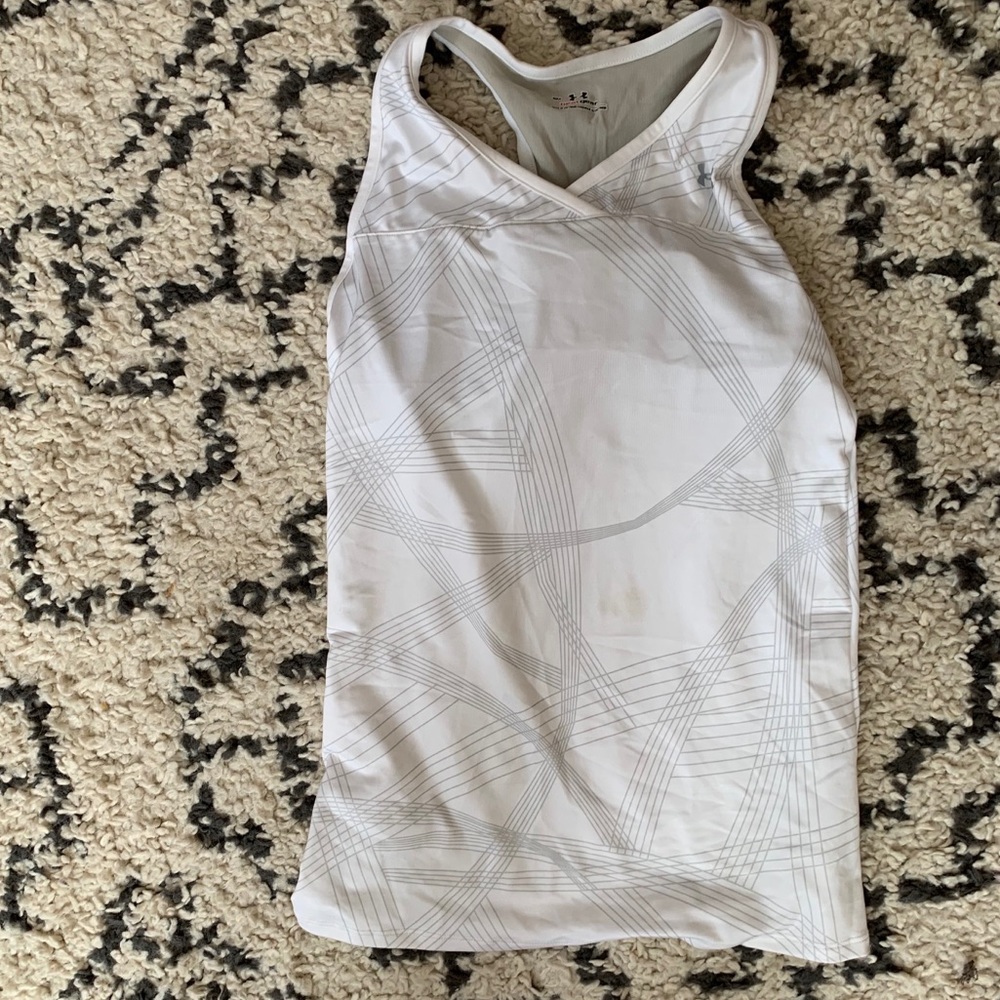 White under armour workout tank